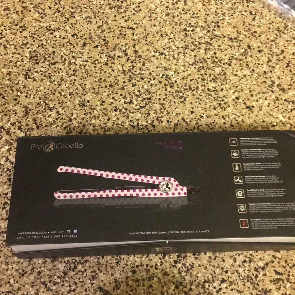 NIB PRO CABELLO STRAIGHTENER